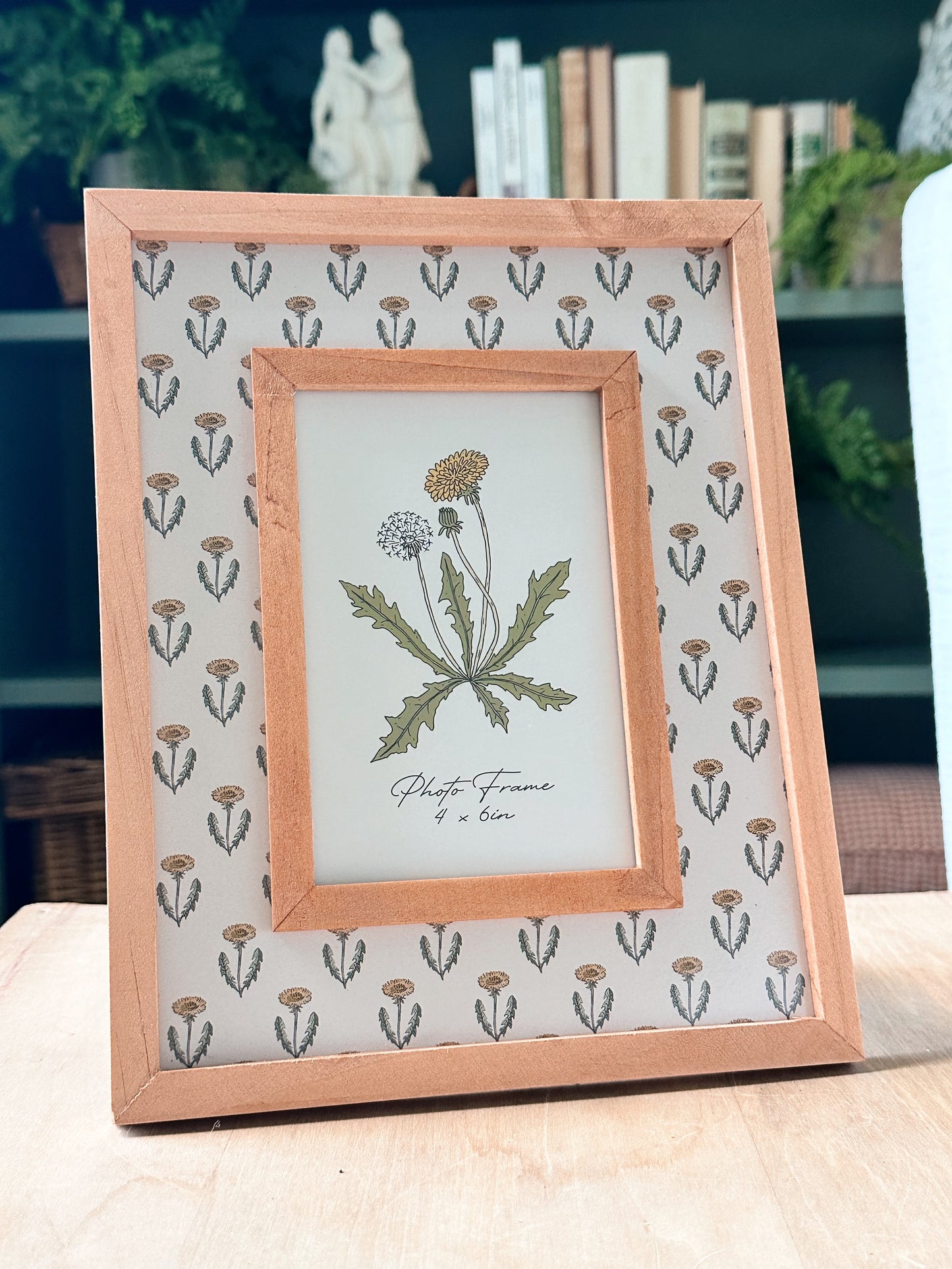 Cottage Floral Picture Frame