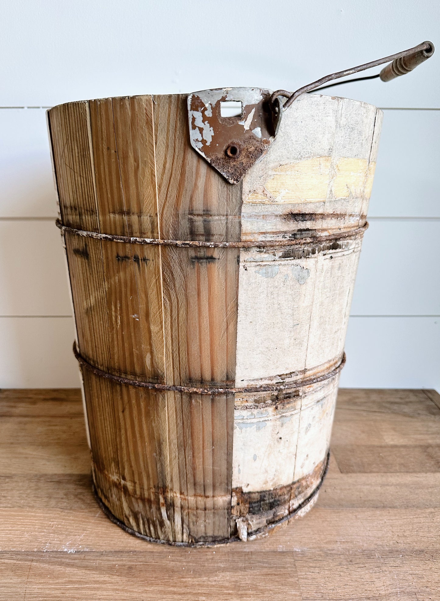 Large Chippy Vintage Ice Cream Bucket