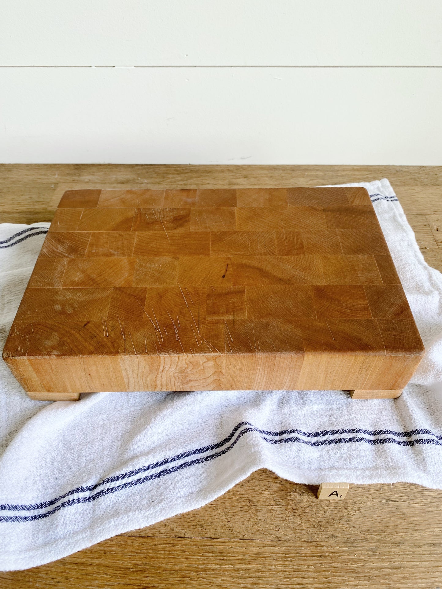 Chunky Butcher Block Footed Cutting Board