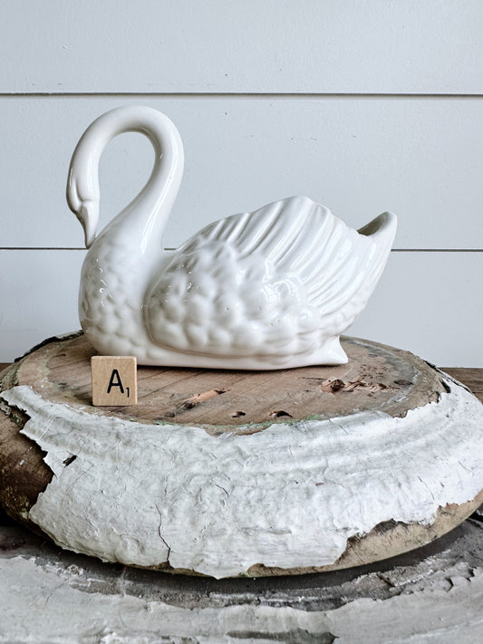 Lovely Vintage Swan Planter